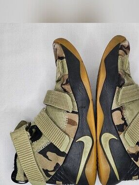 Kids Youth Boys Nike Zoom LeBron Soldier 11 XI Camo Print Green Sneakers Size 5Y